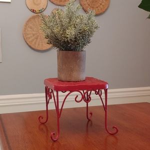 Plant Stand Decor